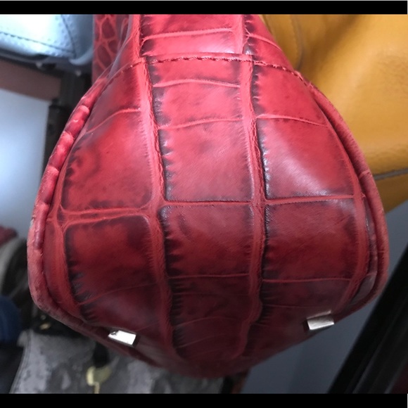 Danier shoulder bag - Picture 10 of 10